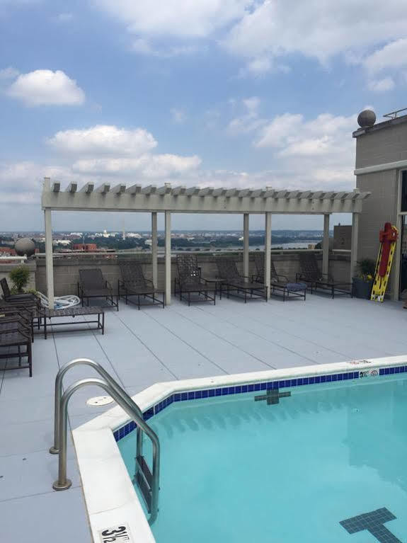 Boq Lodging In Rosslyn Washington Buitenkant foto